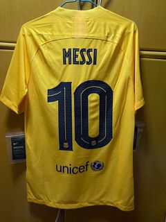 （分類：）位於 。 由 hat.trick_soccer 提交（商品編號 1235911420，圖片 1）。簡介： 。