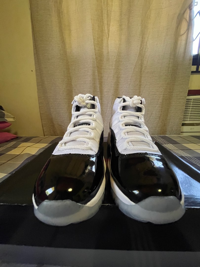 Authentic jordan 11 concord store