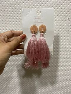 BERSHKA EARRINGS