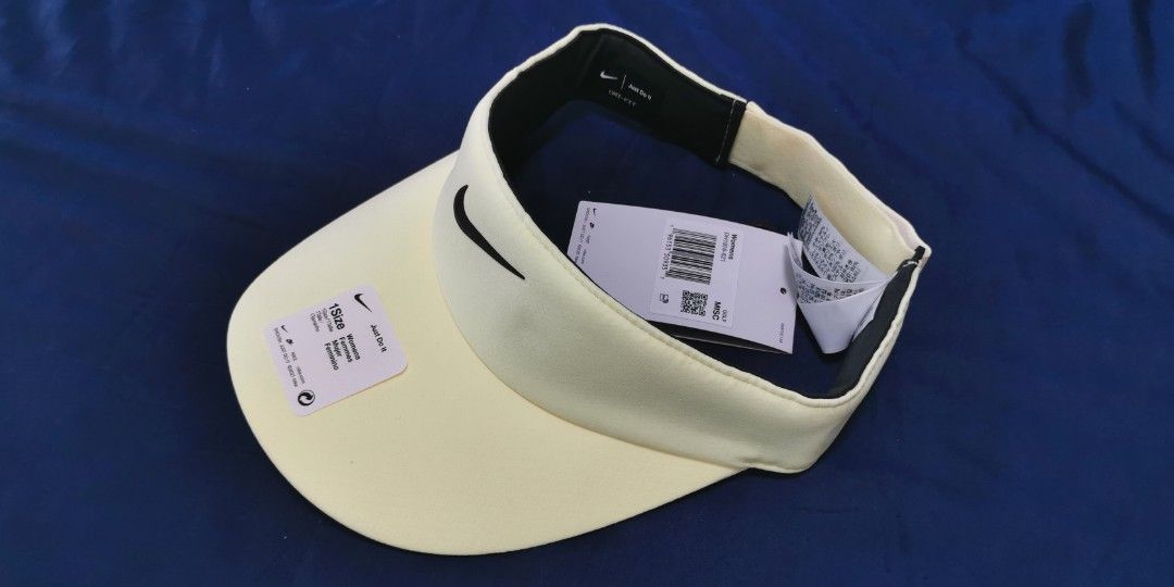 BNWT Nike Women s Aerobill Visor for Tennis Golf Women s Fashion