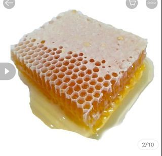 Brand new raw honey comb half kg
