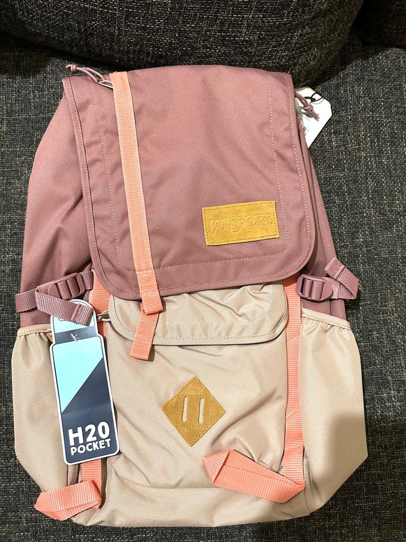 BRAND NEW JANSPORT HATCHET PINK 28L Women s Fashion Bags