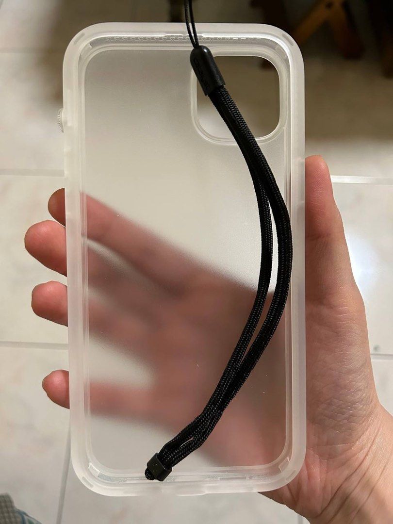BRAND NEW, ORIGINAL / AUTHENTIC CATALYST CASE for IPHONE 14 PLUS (Category: Cases & Sleeves) located in Manila. Submitted by gotgoods12345 (Listing ID 1236018458, Image 3). Description: Original and Authentic Catalyst brand Iphone 14 plus case. Brand new! Item was just opened and checked from the box. RFS : wrong item was bought.