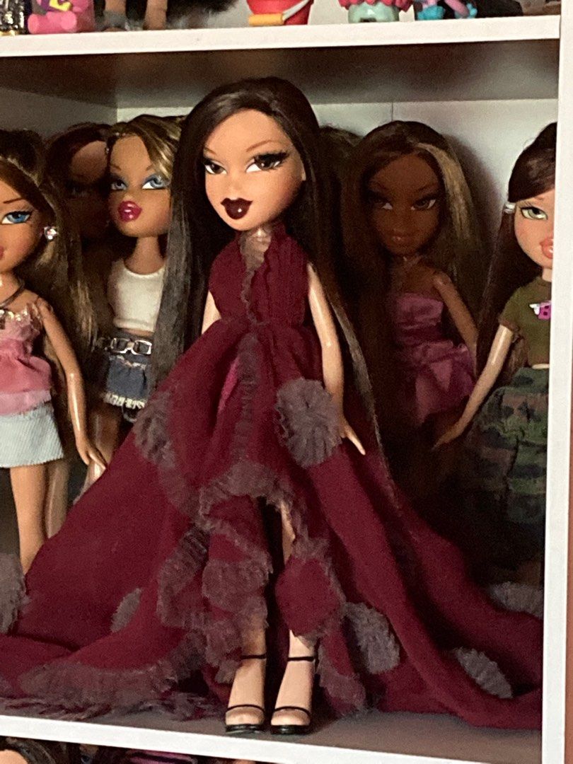 Bratz katia holiday top