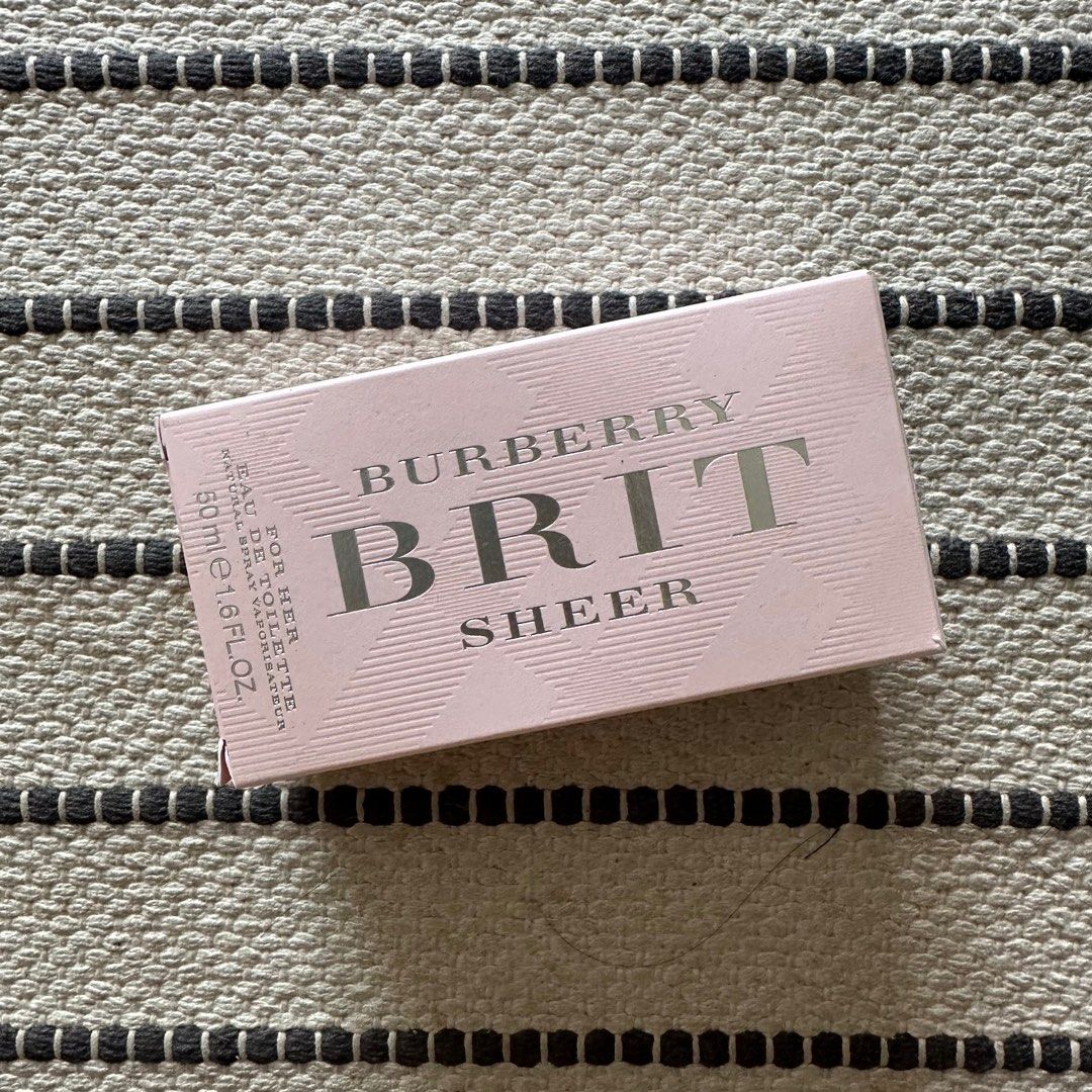 Burberry brit sheer for her outlet 50ml