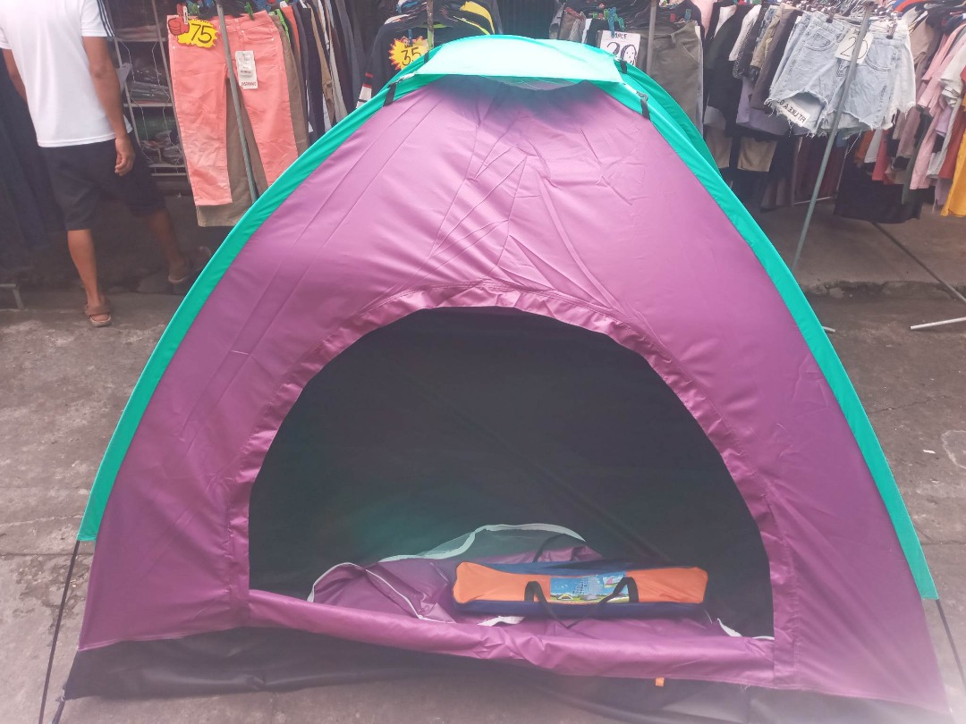 CAMPING TENT OUTDOOR GOOD FOR 6 PERSON on Carousell