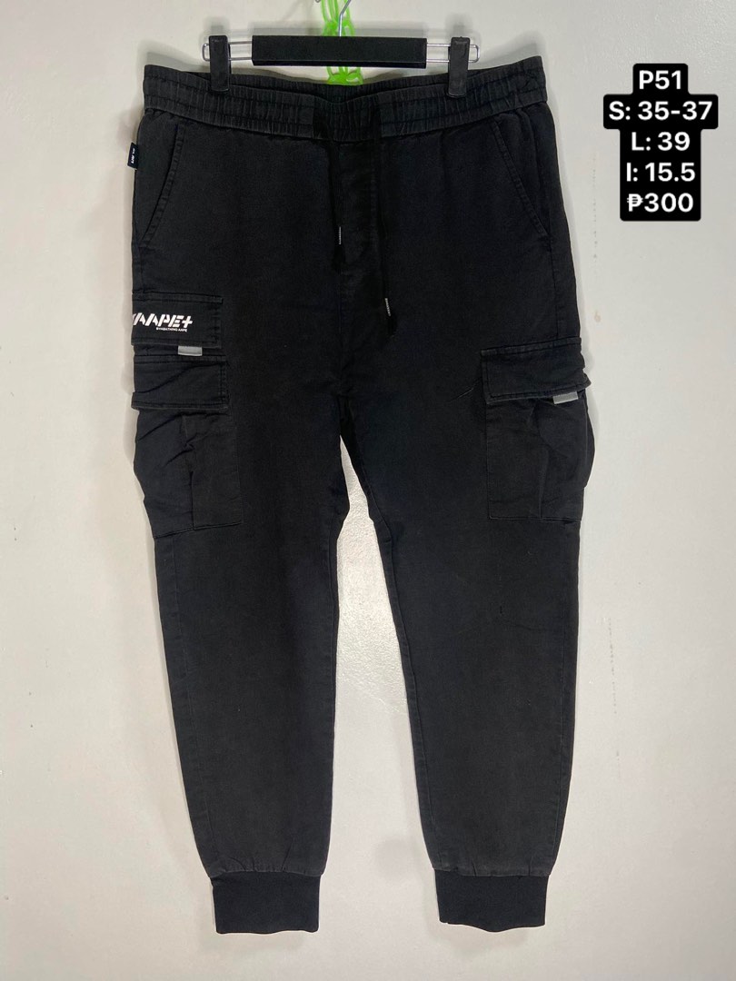 Cargo pants XL for men on Carousell