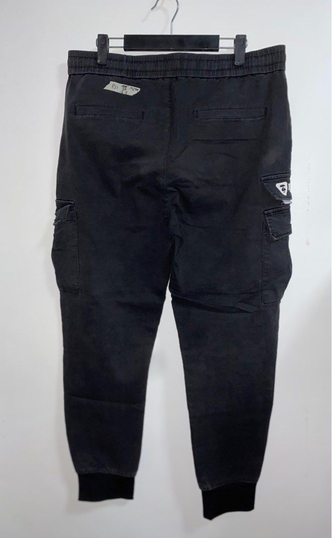 Cargo pants XL for men on Carousell