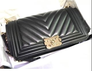 Chanel Boy Bag Gold - 76 For Sale on 1stDibs