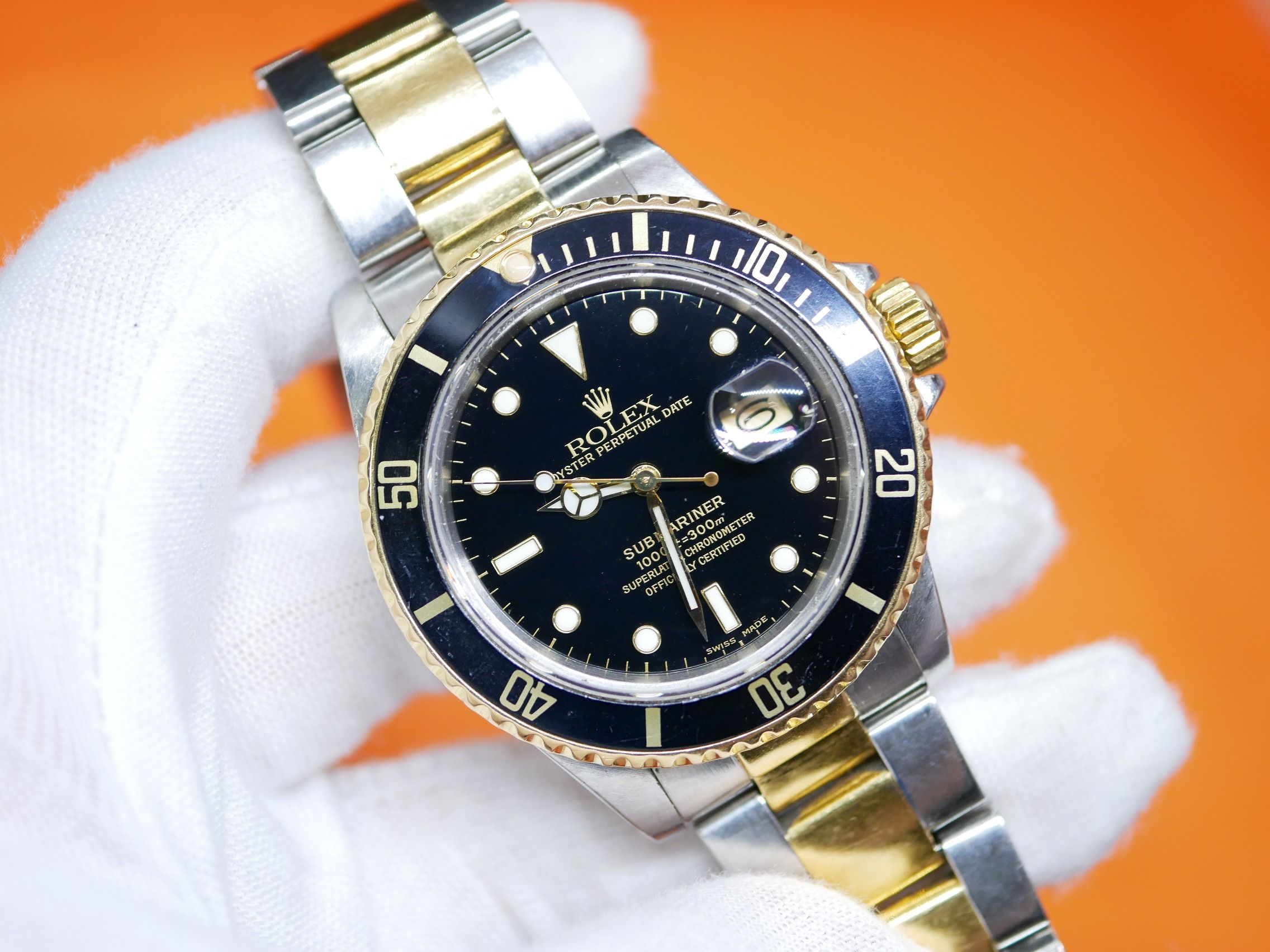 Rolex Submariner Date 16803 Gold/Steel Black 40mm 1986