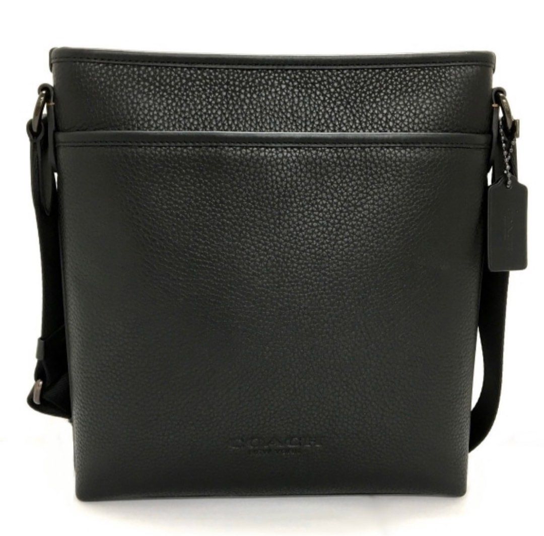 Coach mens GOTHAM xbody 👜 (Category: Luxury Bags & Wallets) located in Las Pinas. Submitted by yhn_boutique (Listing ID 1235909021, Image 1). Description: Actual pic posted 📌Cash on delivery via lalamove/grab 📌J&T pay today ship today 📌complete inclusions pls: visit my page & carousell acct for peace of mind TY! 🛍️ DISCLAIMER: not affiliated or endorsed with any of the brands featured on this page. All copyrights and trademarks belong to the