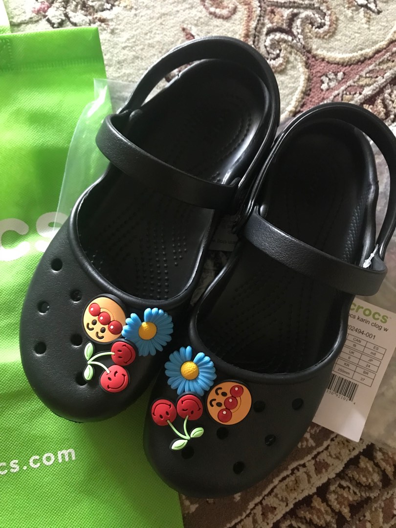 Crocs karin clog size US8 UK6 Women s Fashion Footwear
