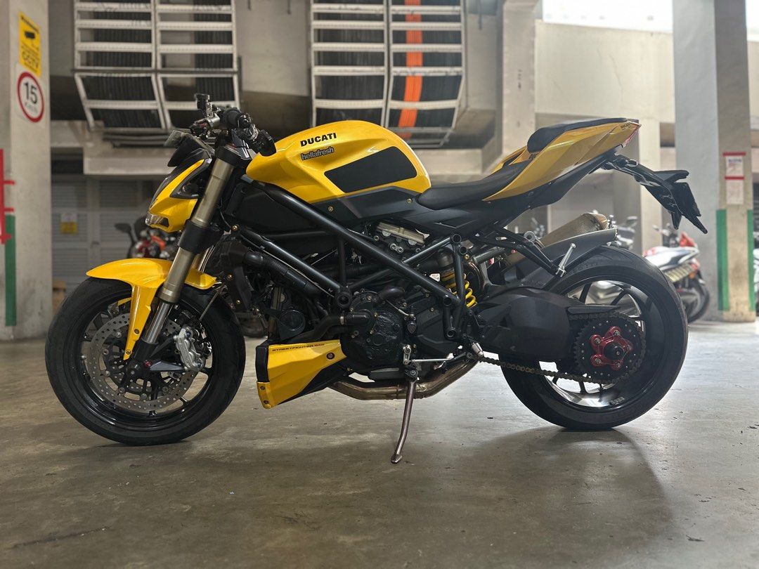 DEC 2025 DUCATI STREETFIGHTER 848 M, Motorcycles, Motorcycles for Sale