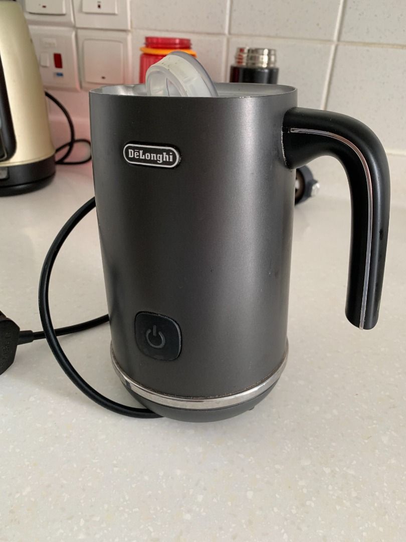 Delonghi Milk Frother, TV & Home Appliances, Kitchen Appliances, Coffee