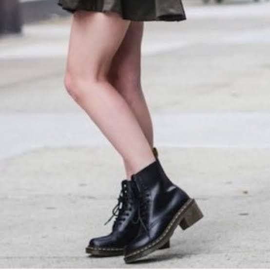 Clemency women's smooth leather clearance heeled lace up boots