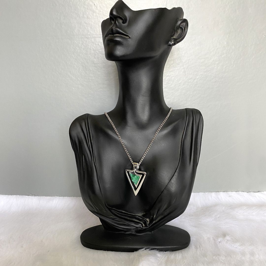 Emmons necklace shop