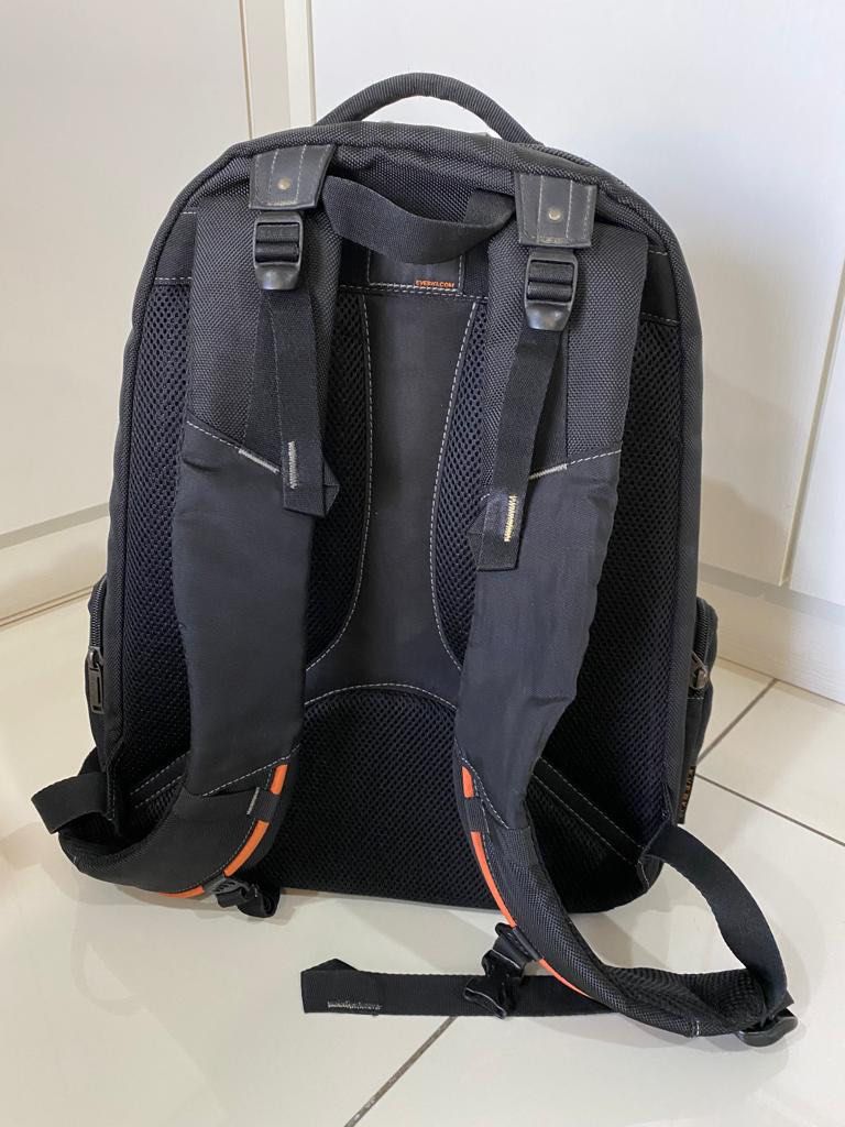 Everki Laptop Backpack, Men's Fashion, Bags, Backpacks on Carousell