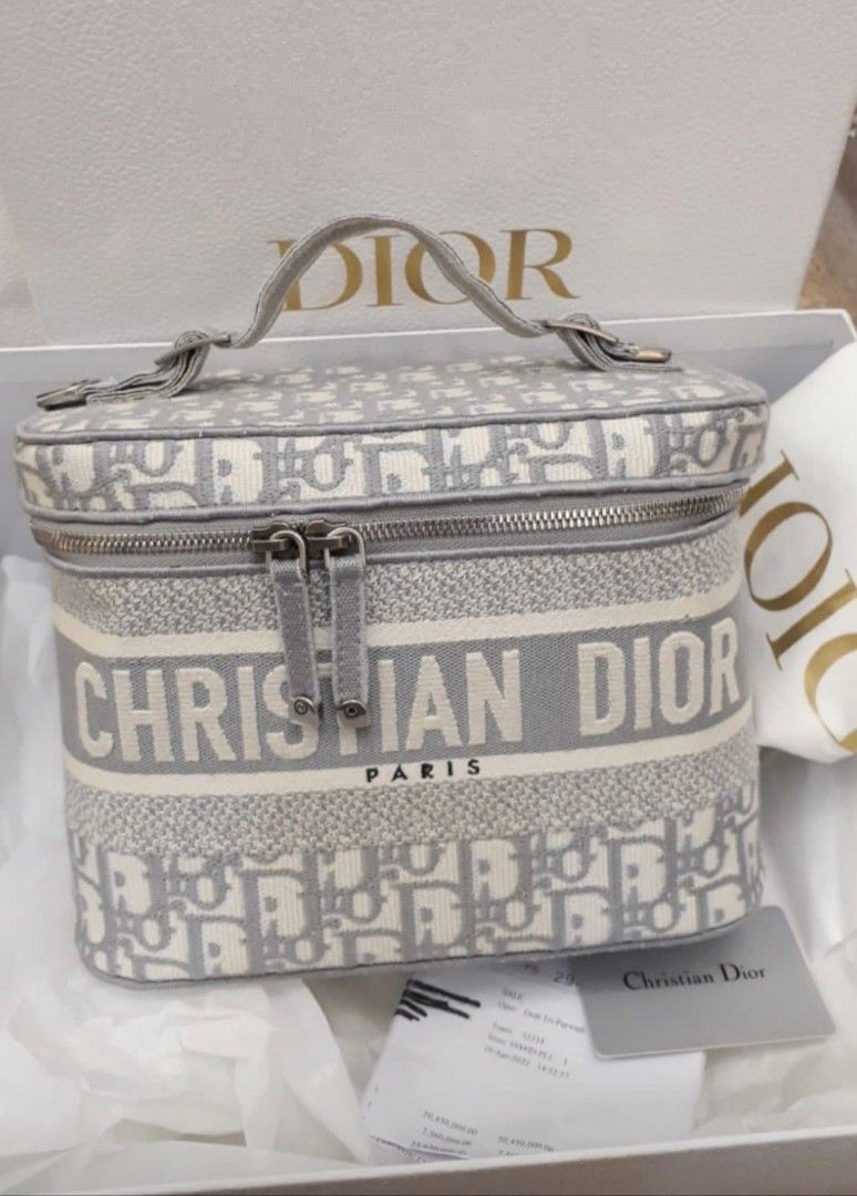 Fast Sale Preloved Dior Travel Van Grey 2022 Complete set receipt  