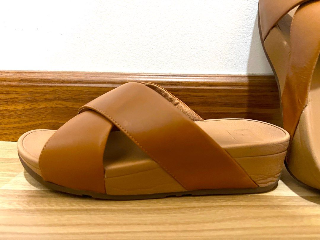 Fitflop lulu online cross slide