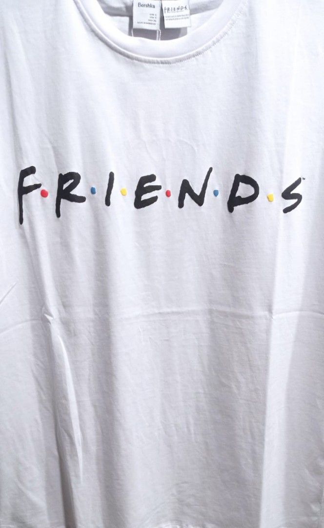 Friends t shirt bershka online