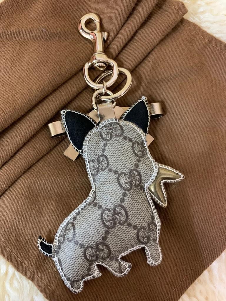 Gucci - French Bulldog Bag Charm / Key Chain, 名牌, 飾物及配件- Carousell