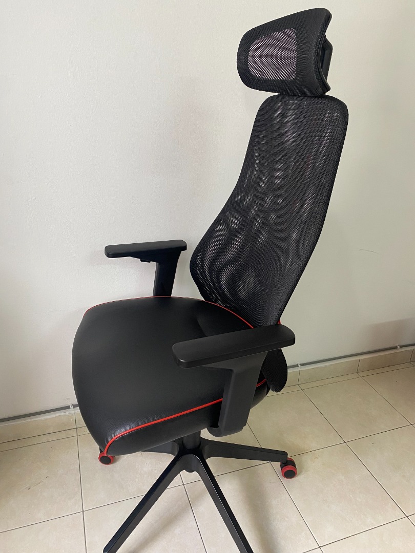 IKEA GAMING CHAIR (Heavily Used), Furniture & Home Living, Furniture