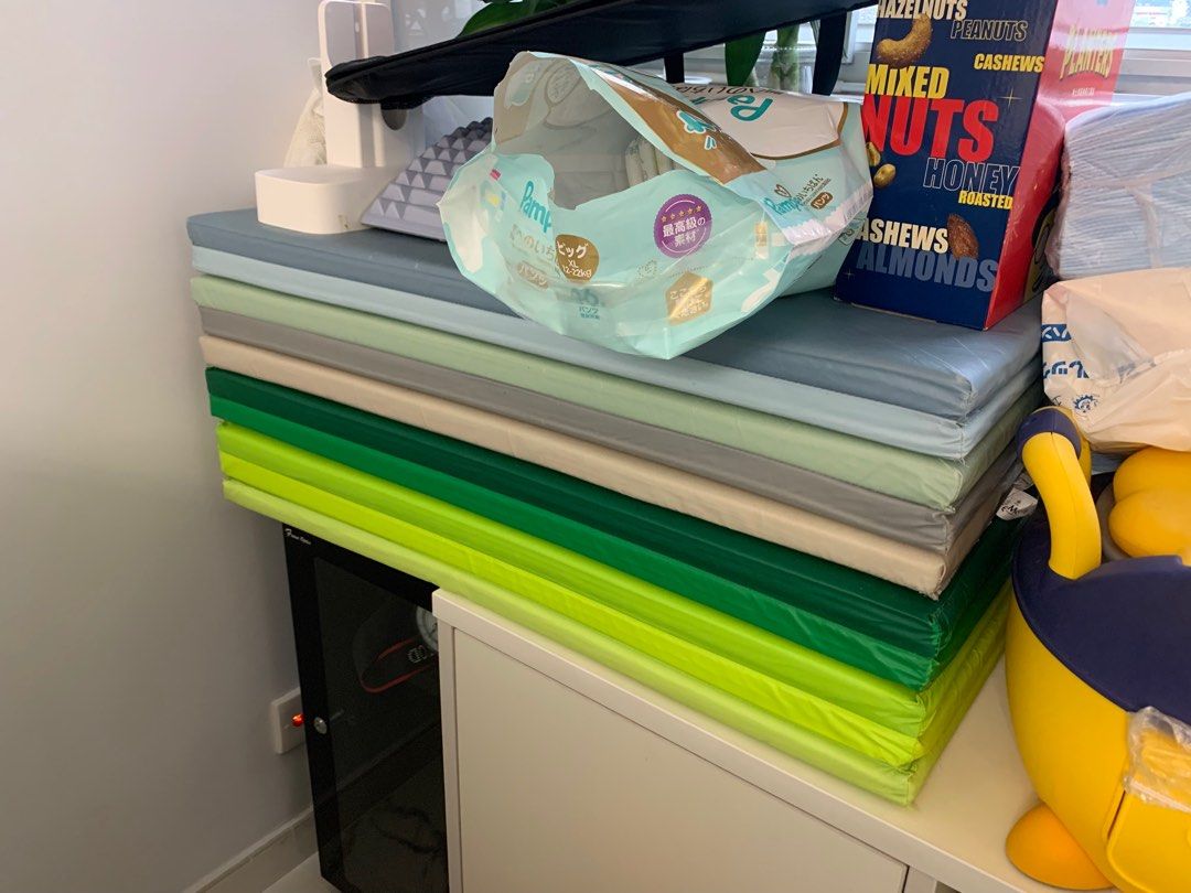 IKEA playmat 兩塊, 兒童＆孕婦用品, 嬰兒玩具 Carousell