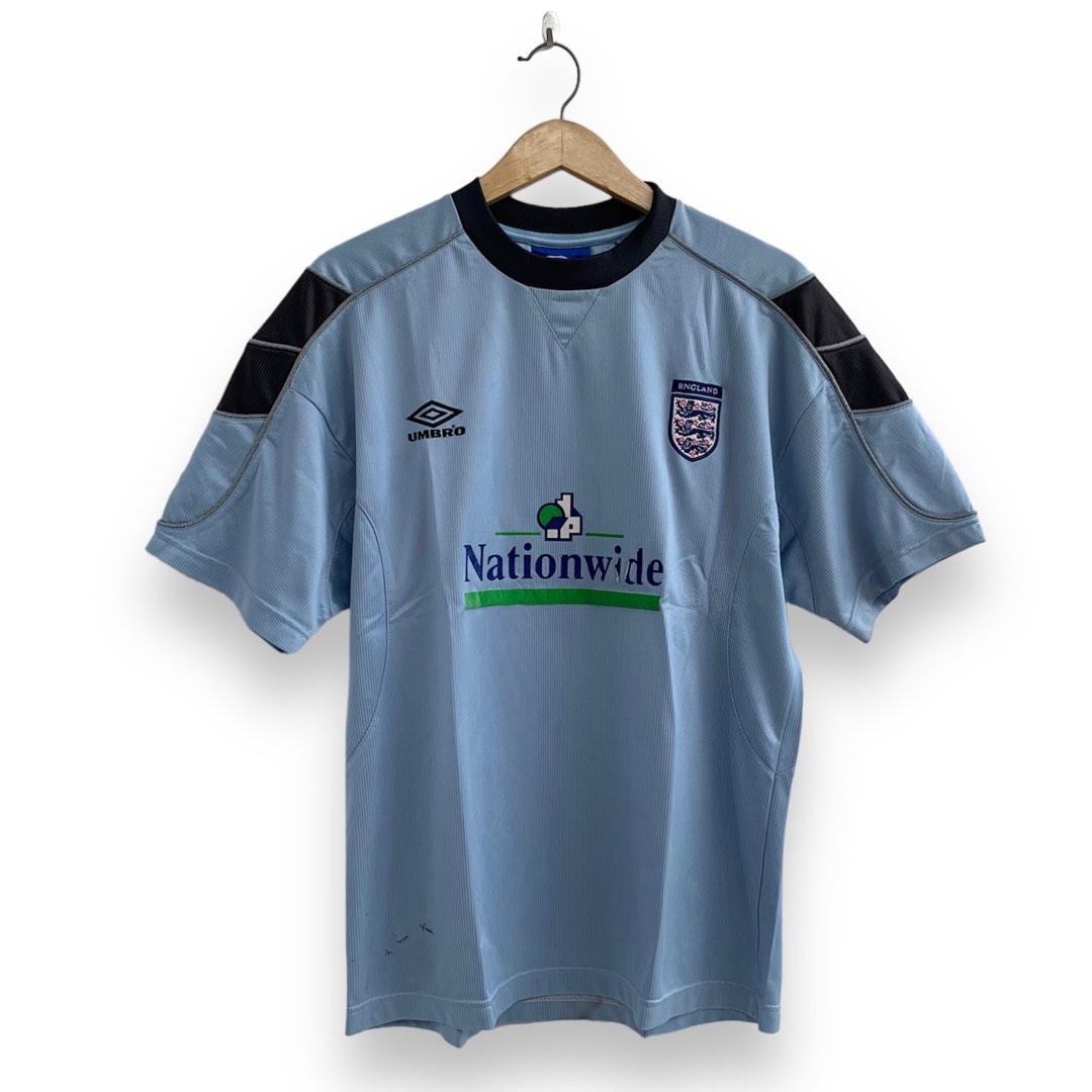 Jersey england training original, Olah Raga, Baju Olahraga di Carousell