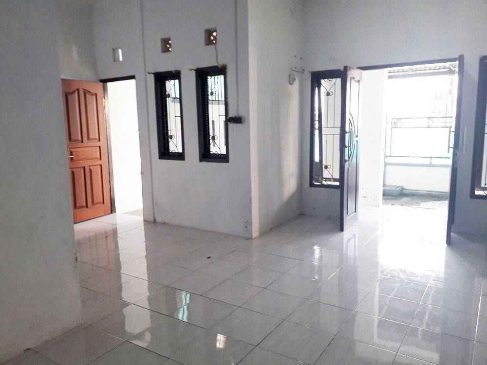 jual_rumah_2_lantai_dekat_rs_p_1686033433_18db51e8_progressive
