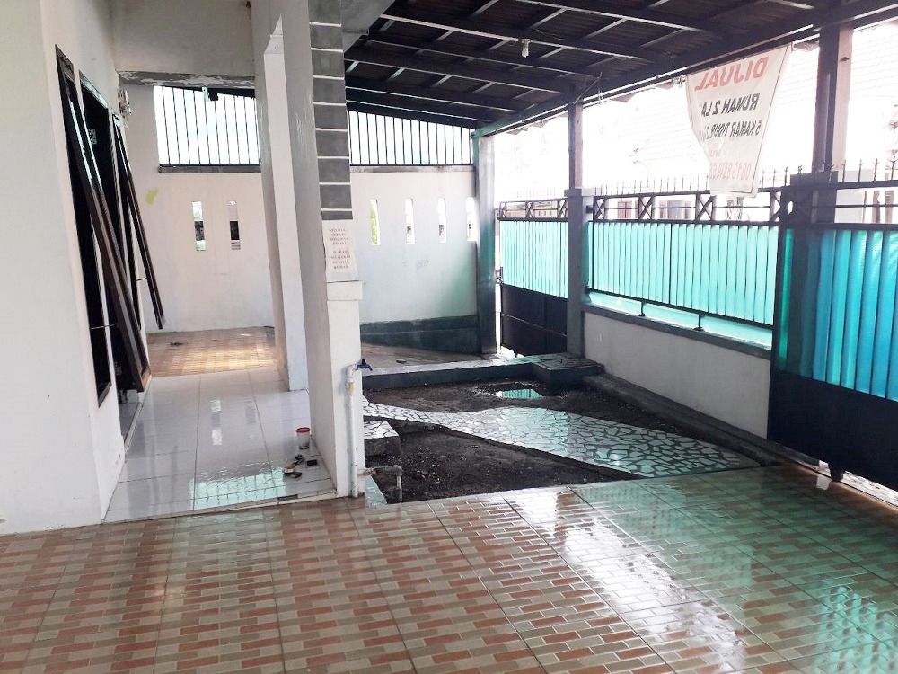 jual_rumah_2_lantai_dekat_rs_p_1686033433_ebe6a0fd_progressive