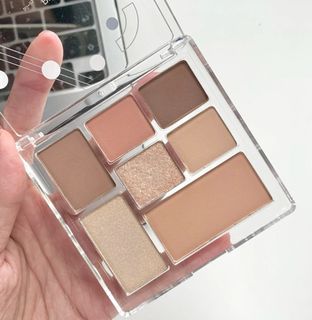 (Category: ) located in . Submitted by bubblemilktay (Listing ID 1235974031, Image 1). Description: .