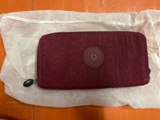 （分類：）位於 。 由 _kuromi_xoxo 提交（商品編號 1235956118，圖片 1）。簡介： 。