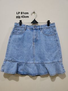 LALU frill midi Denim Skirt
