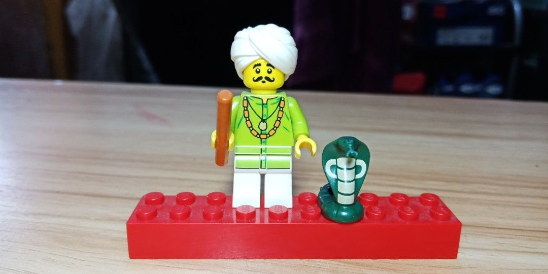 LEGO Snake Charmer Minifigure on Carousell
