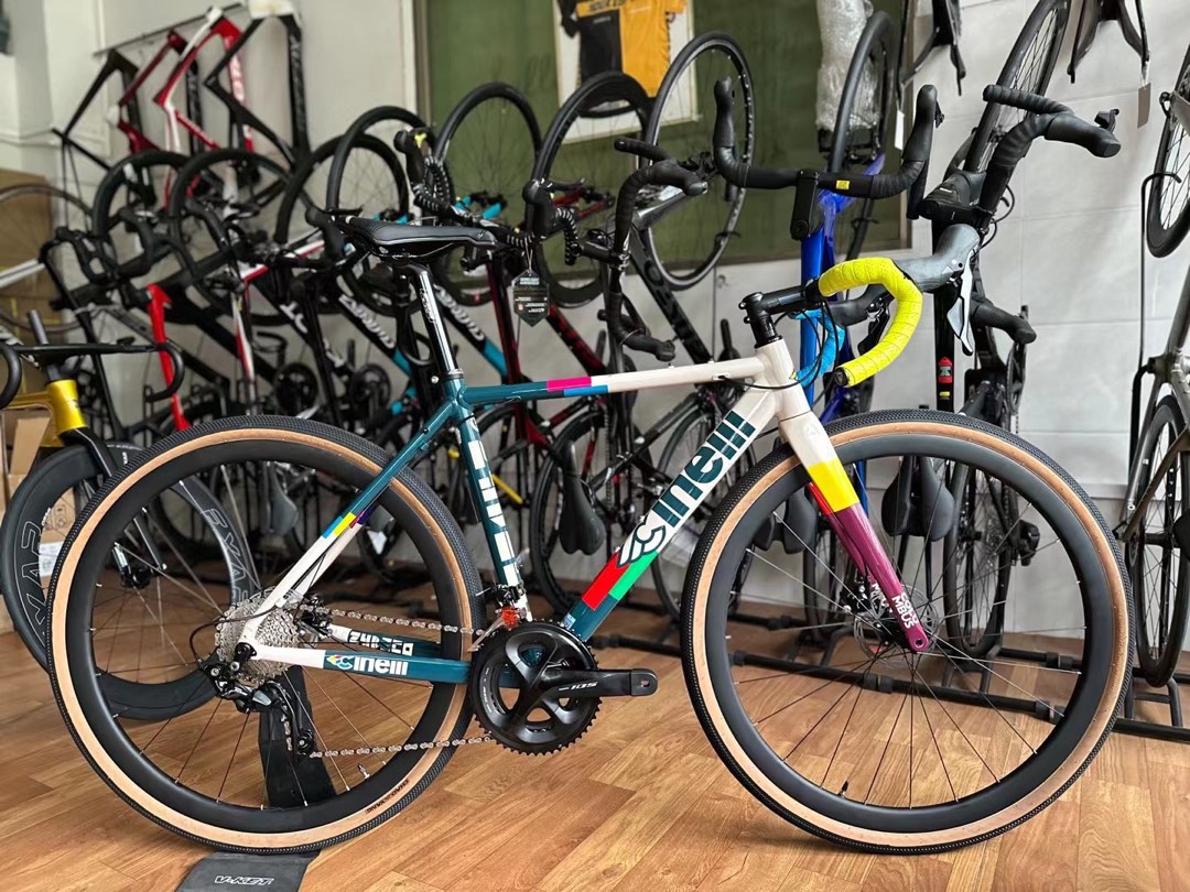 web限定セール も*i様 まじめ EDITION限定版 LIMITED COLORADO Cinelli パーツ