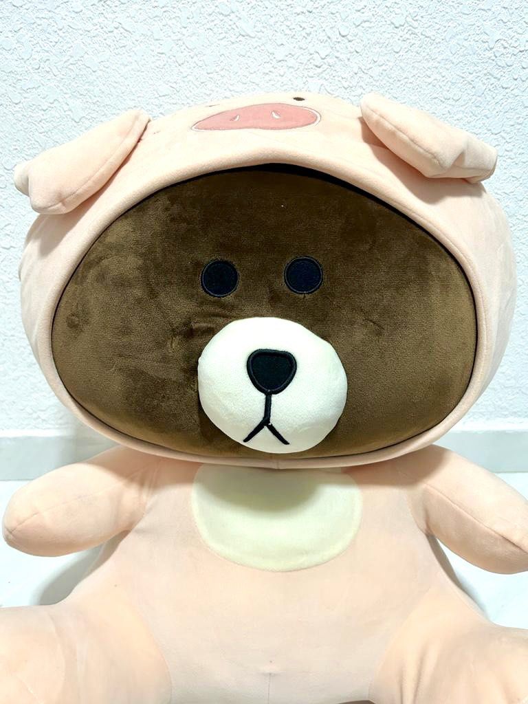 Piggy brown line shop friends