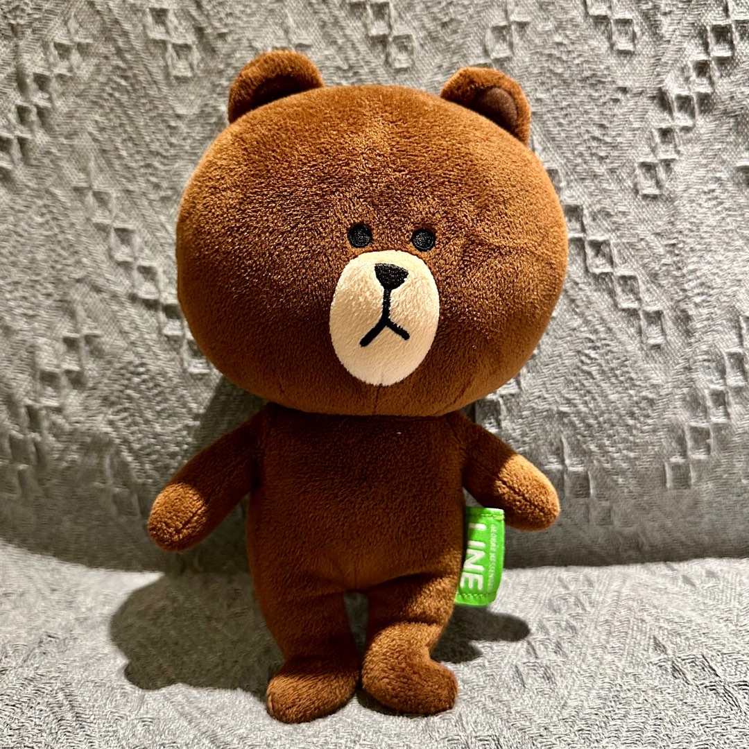 Line brown bear plush hot sale
