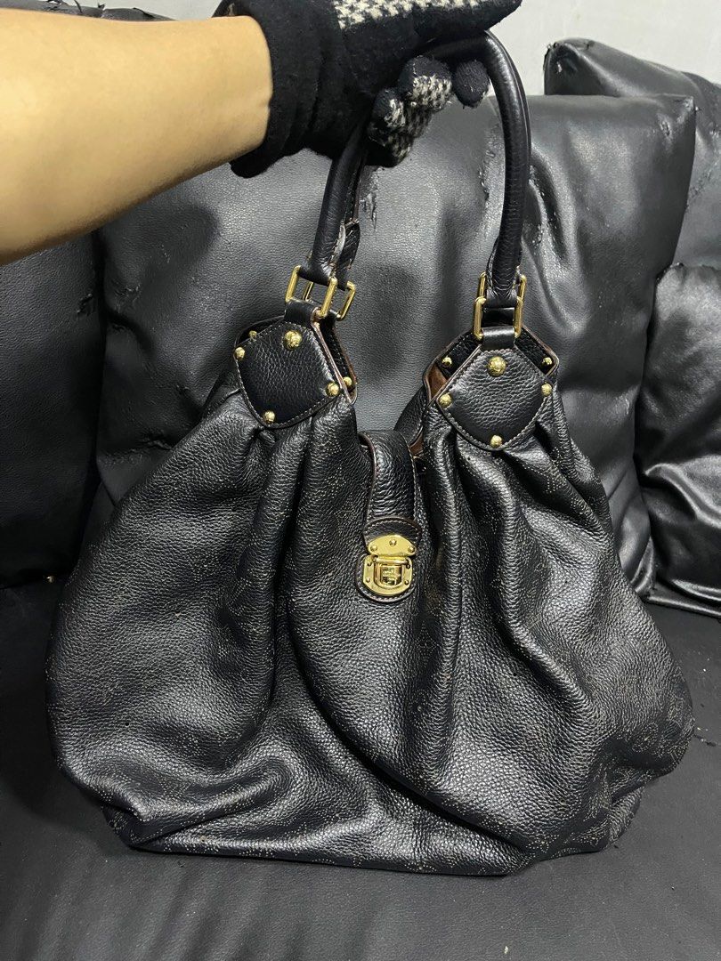 LOUIS VUITTON Bella Mahina Calf Leather Crossbody Bag Black - Final Sa