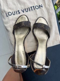 Nomad sandal discount louis vuitton