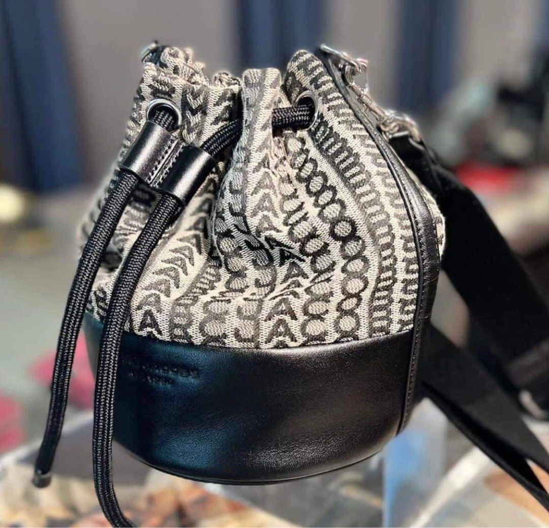 Marc Jacobs Bag Strap, Women's Fashion, Bags & Wallets, Cross-body Bags on  Carousell