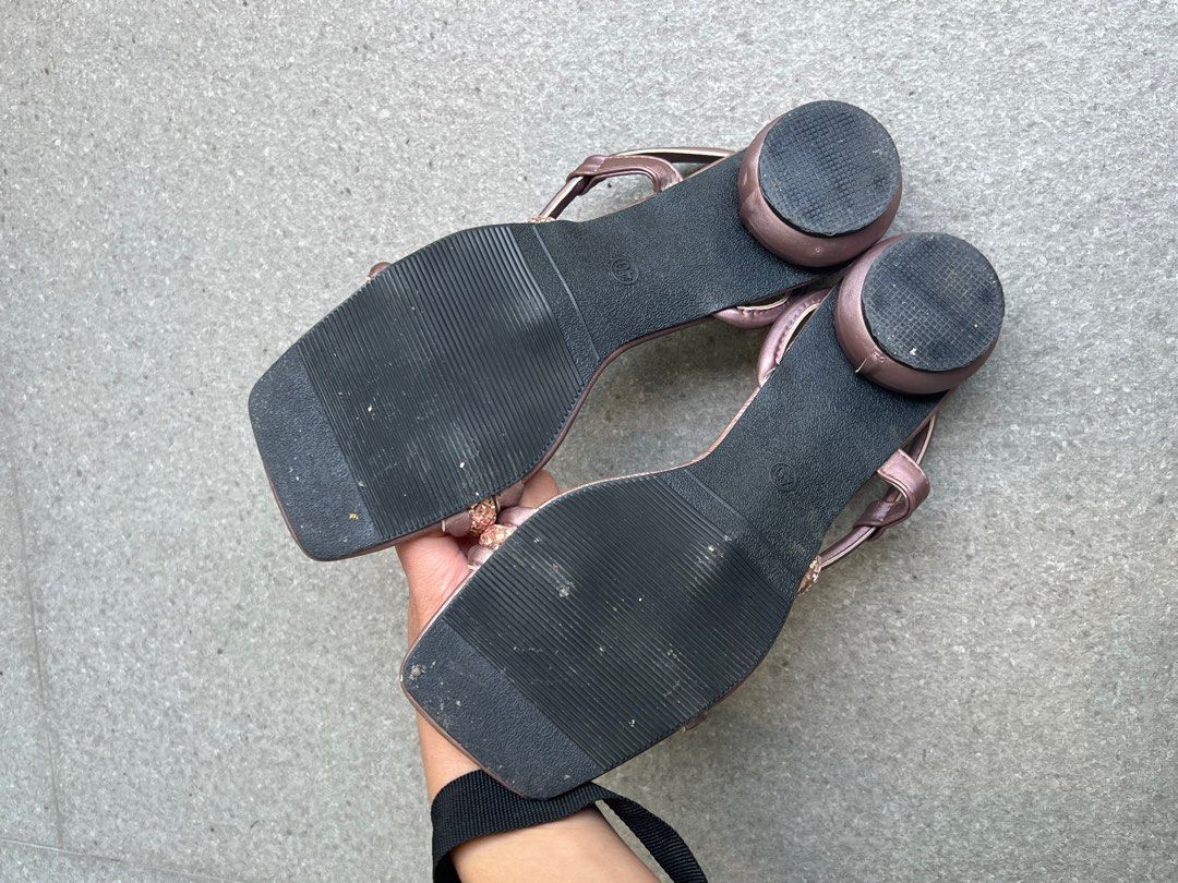 Mauve Embellished Strappy Sandals