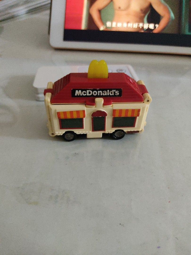 Mcdonalds food truck toy top