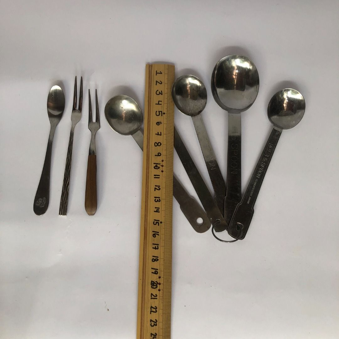 Measuring spoon #1694 (Category: Other Kitchenware & Tableware) located in Malabon City. Submitted by mldg.surplus (Listing ID 1235893055, Image 2). Description: MLDG Surplus Reminder: •Expect minimal flaws such as stain, lint, rust, scratches etc. •No reservation, we can accept your offer, but it doesn't mean that the item is reserved. •No other picture. All pictures are posted already. •Color may vary due to lighting. Price may vary without pri