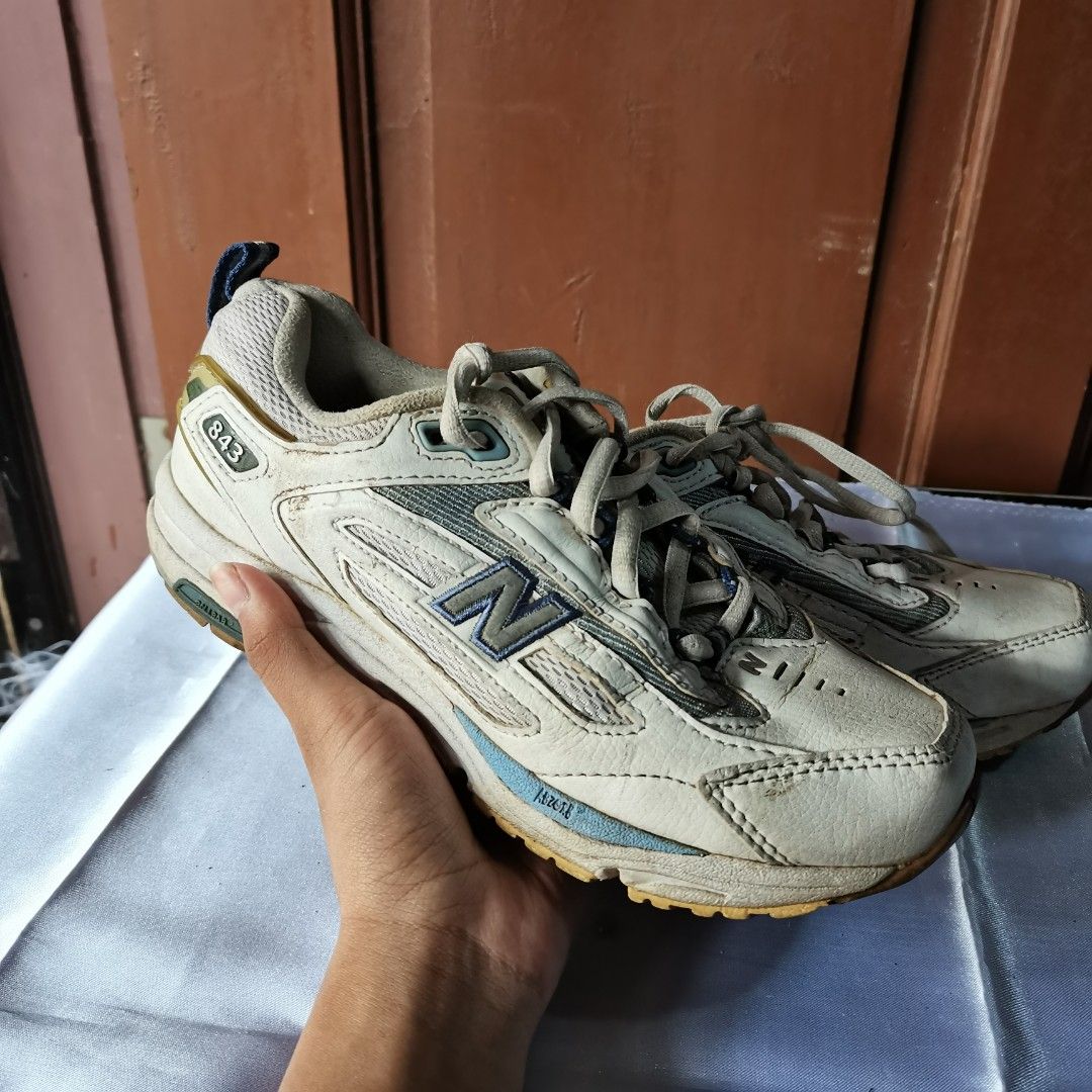 New balance 843 sales women's walking shoe