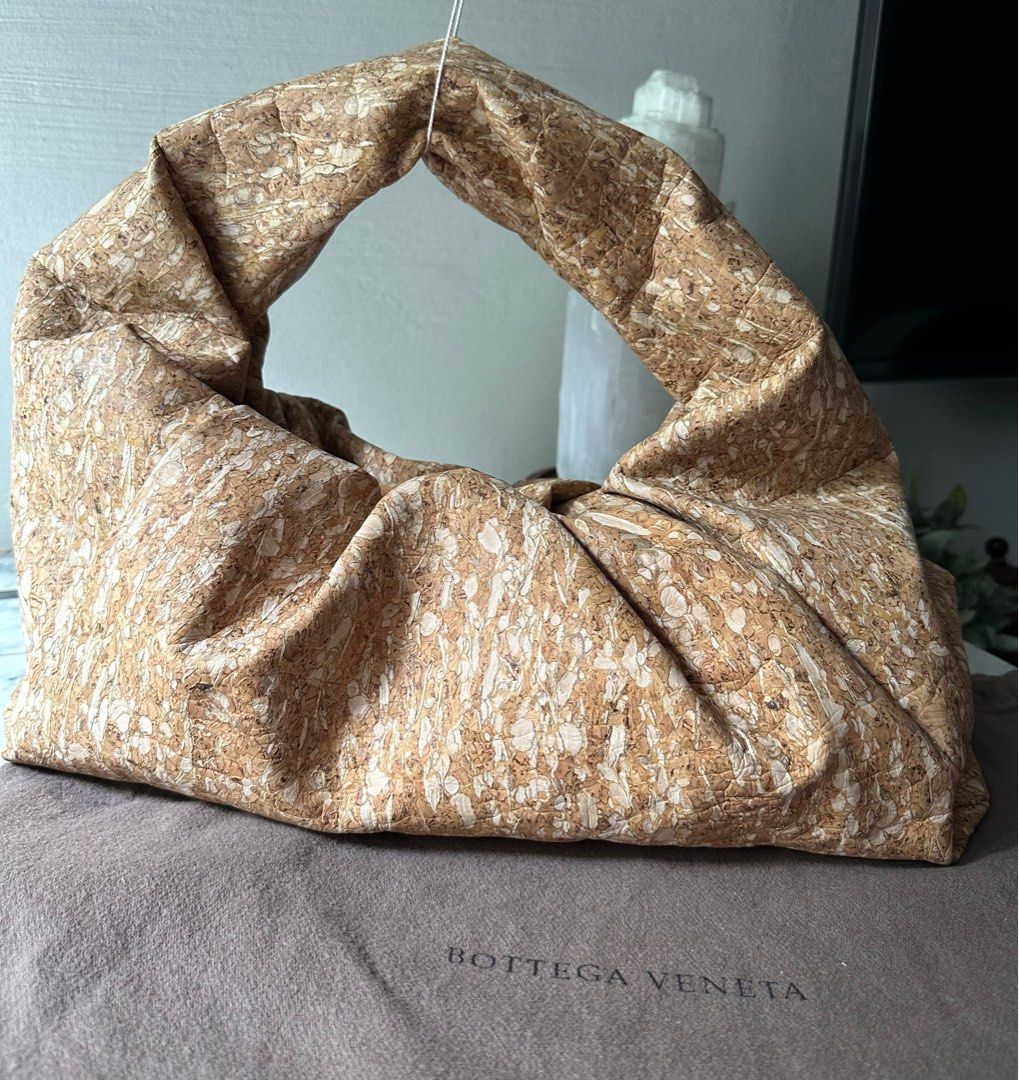 Bottega veneta best sale cork pouch
