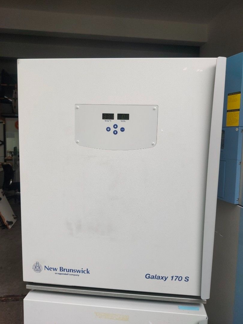 New Brunswick Galaxy 170S CO2 Incubator for sale 450 each, Health