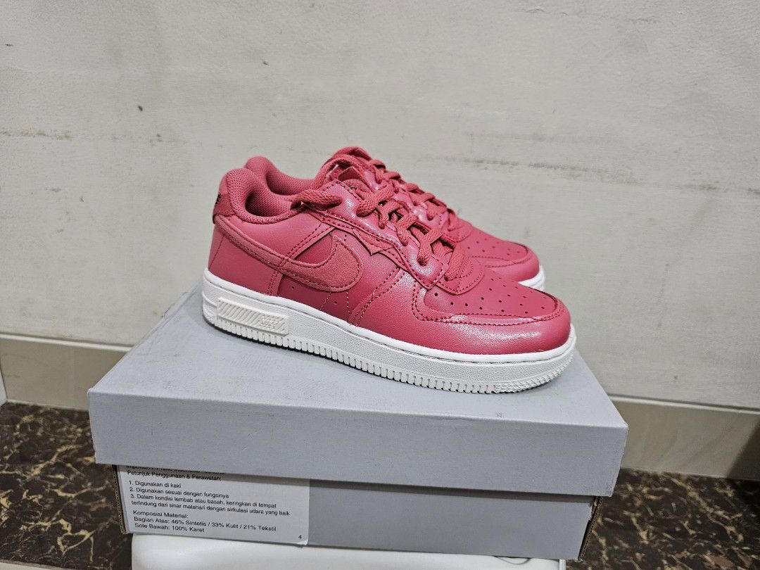 Sepatu hotsell nike foam