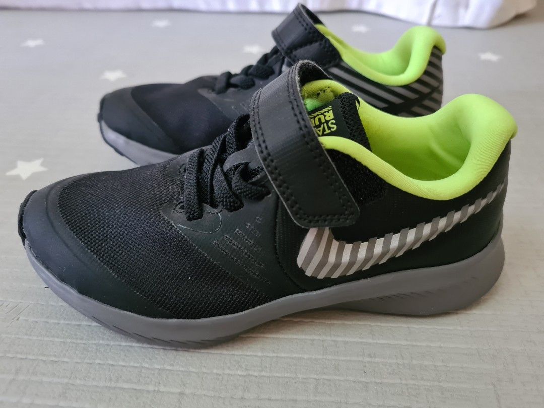 Cheap toddlers trainers store