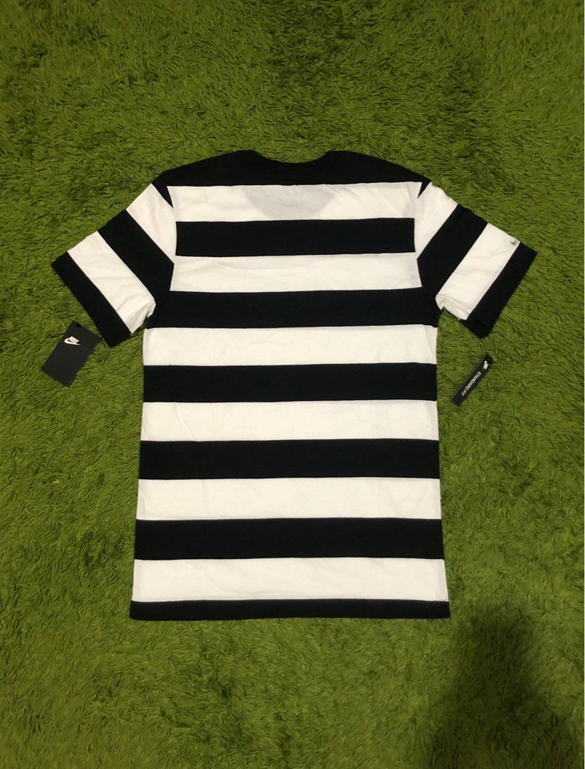 Nike swoosh stripe t shirt shop