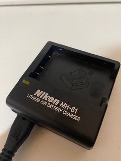 Nikon MH-61 Lithium Ion Battery Charger